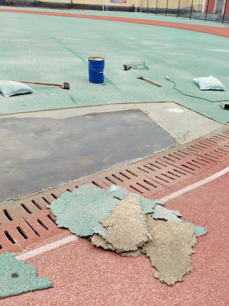 淄博球场翻新维修补、球场翻新修补改造